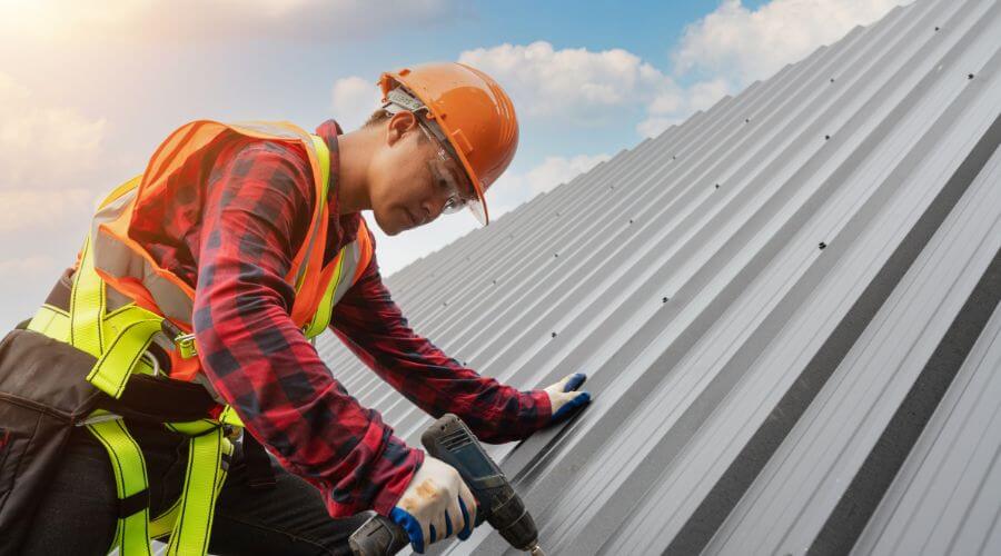 Professional Emergency Roof Repairs services in Rivesville, WV